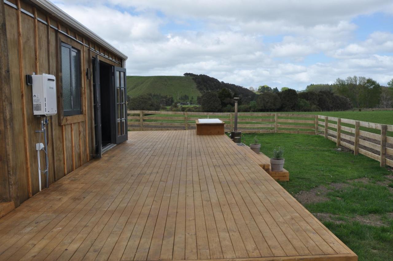 Renagour Cottage - Farmstay With Hot Tub! Whanganui Exteriör bild